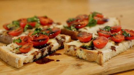 Caprese Bruschetta