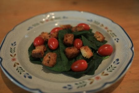 Easy Garlic-Herb Salad Croutons