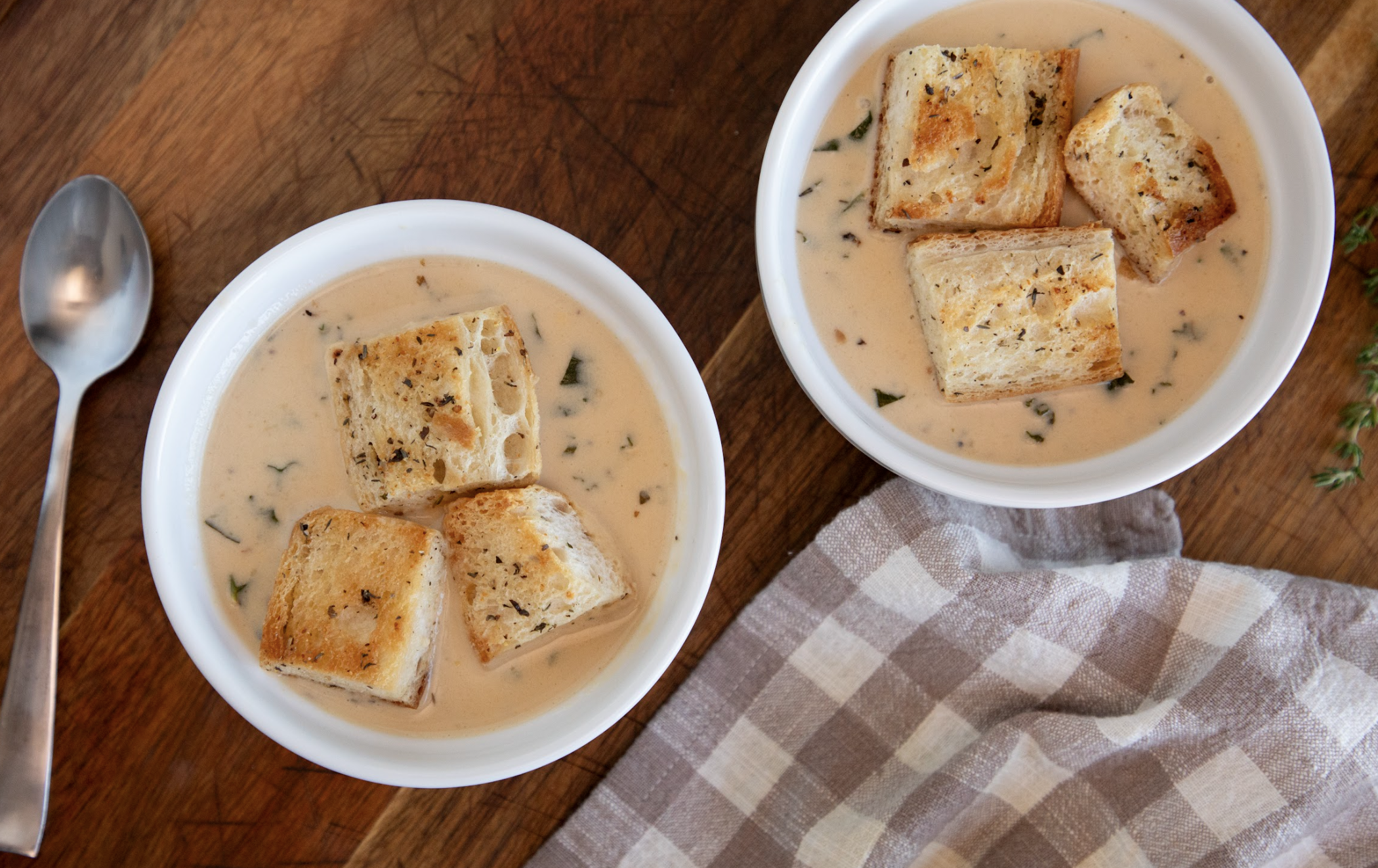 Creamy Garlic Bread Soup