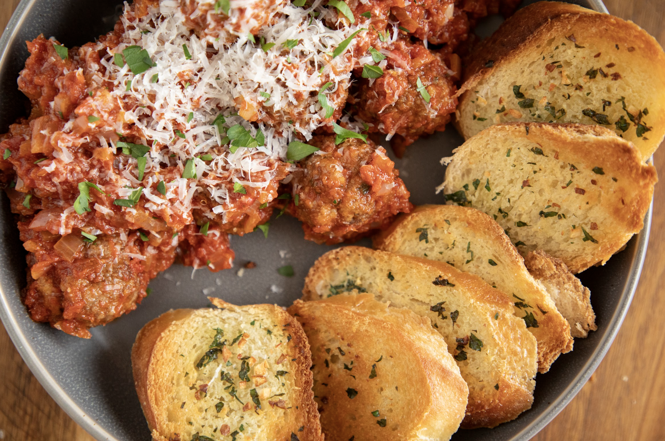 Italian Meatballs with Garlic Bread