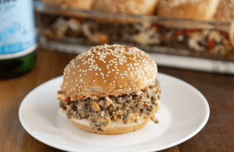 One-Pan Pimento Cheeseburgers