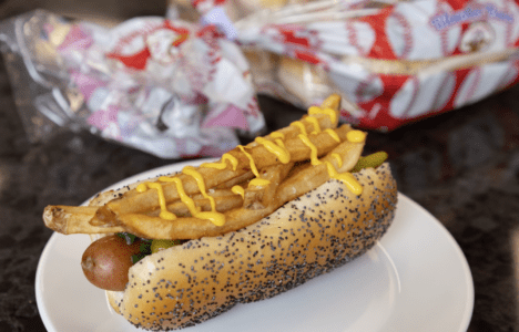 Roarin’ 20’s Hot Dog