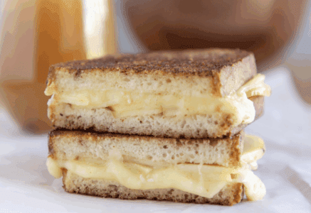 Cinnamon Sugar Brie & Apple Grilled Cheese