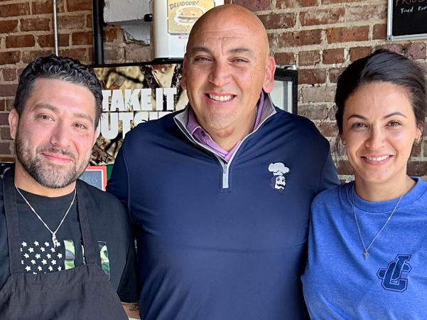 Ariola's Deli & Market