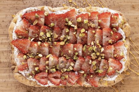 Strawberry Cannoli Cream Pinsa